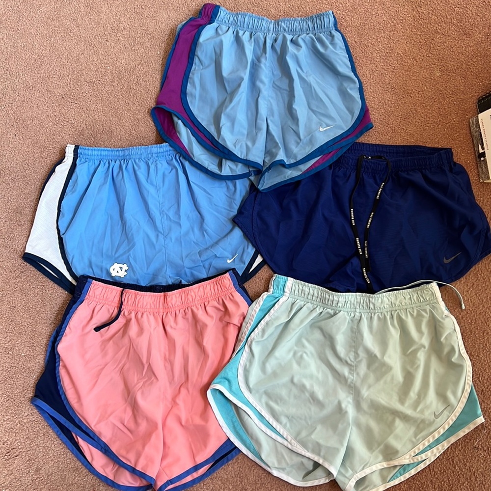 Nike shorts in size S and M package deal